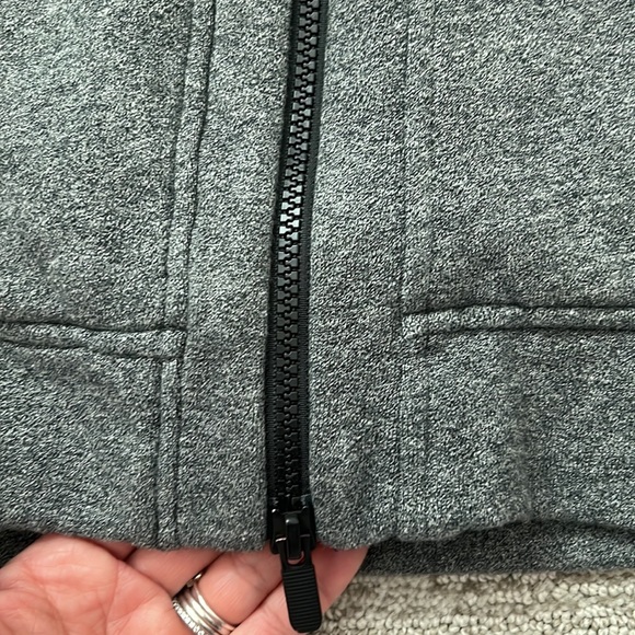 LULULEMON Back To It Wrap - size 6 - Picture 7 of 16